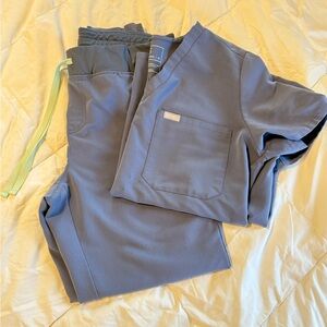 Figs Space Navy scrub set